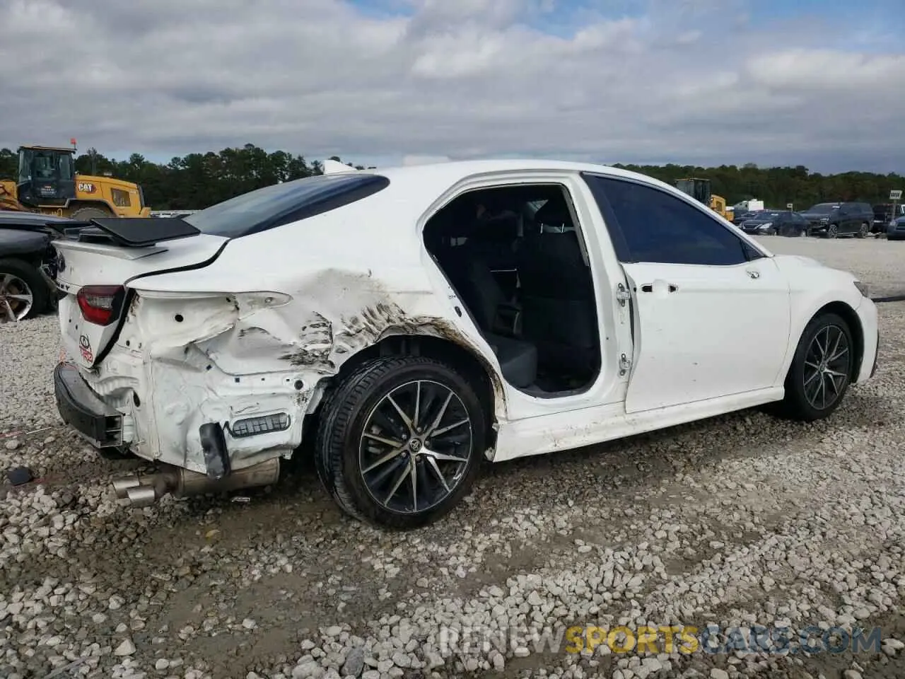 3 Photograph of a damaged car 4T1G11AK5MU518732 TOYOTA CAMRY 2021