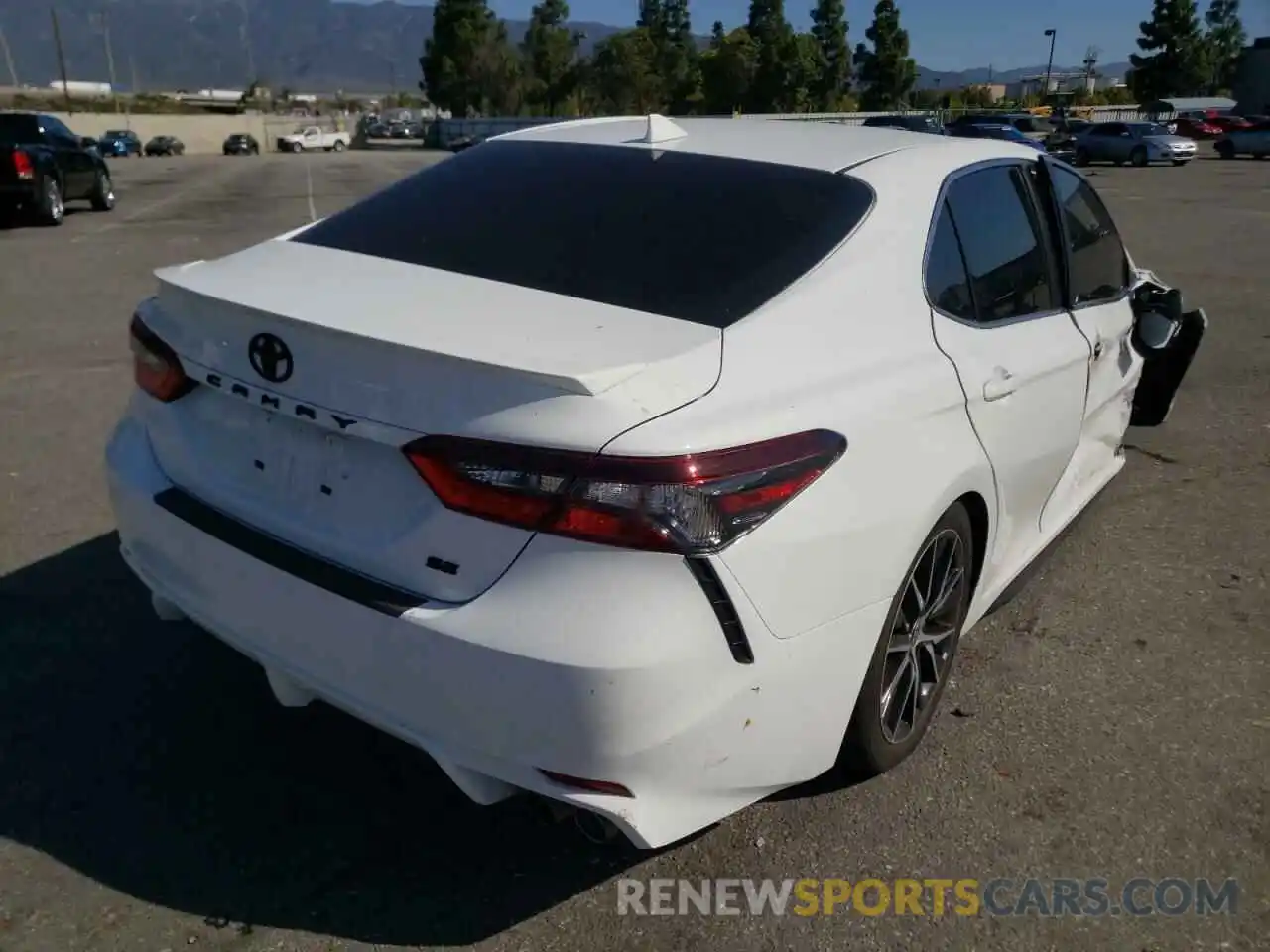 4 Photograph of a damaged car 4T1G11AK5MU519623 TOYOTA CAMRY 2021