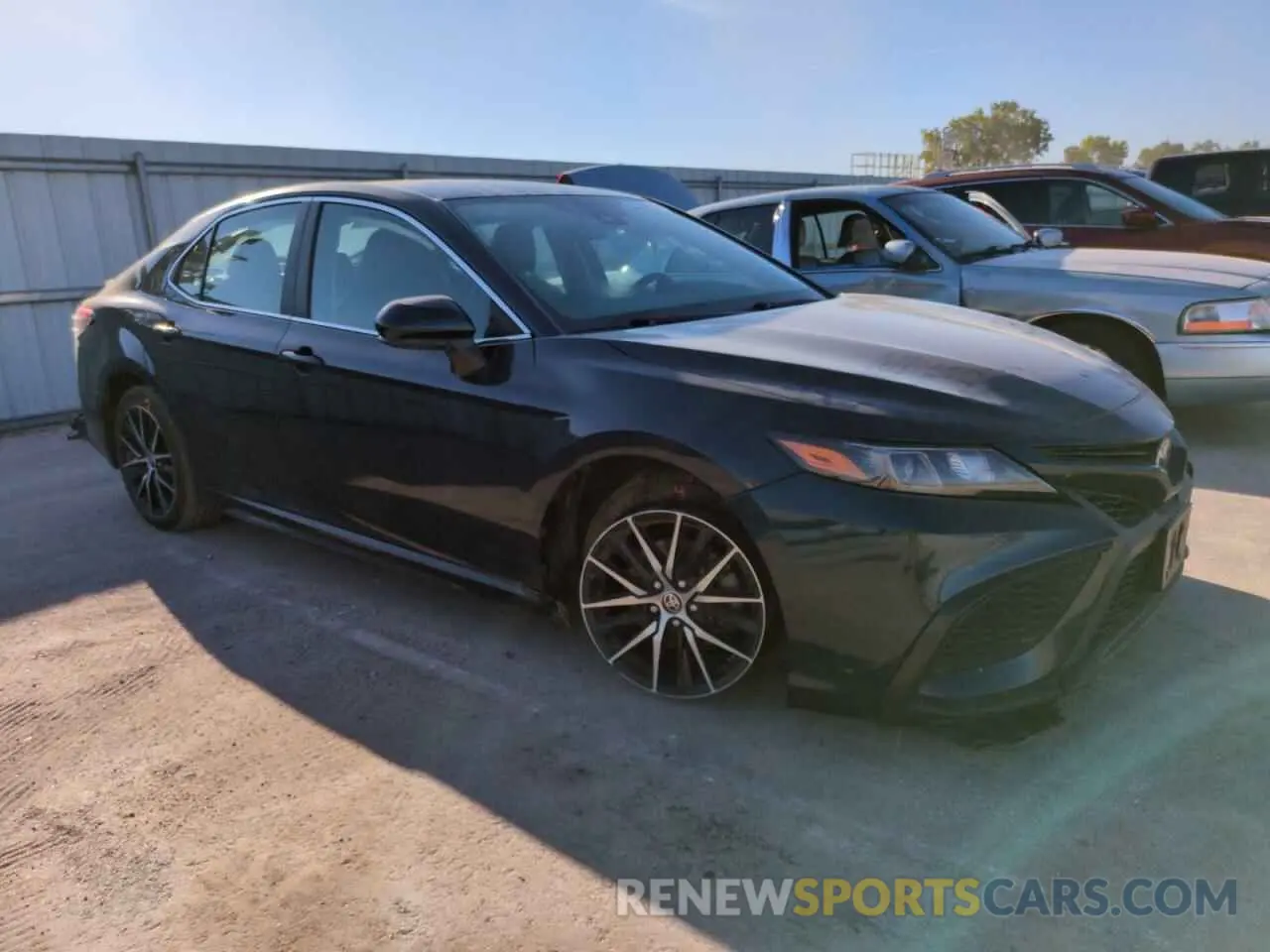 4 Photograph of a damaged car 4T1G11AK5MU534719 TOYOTA CAMRY 2021