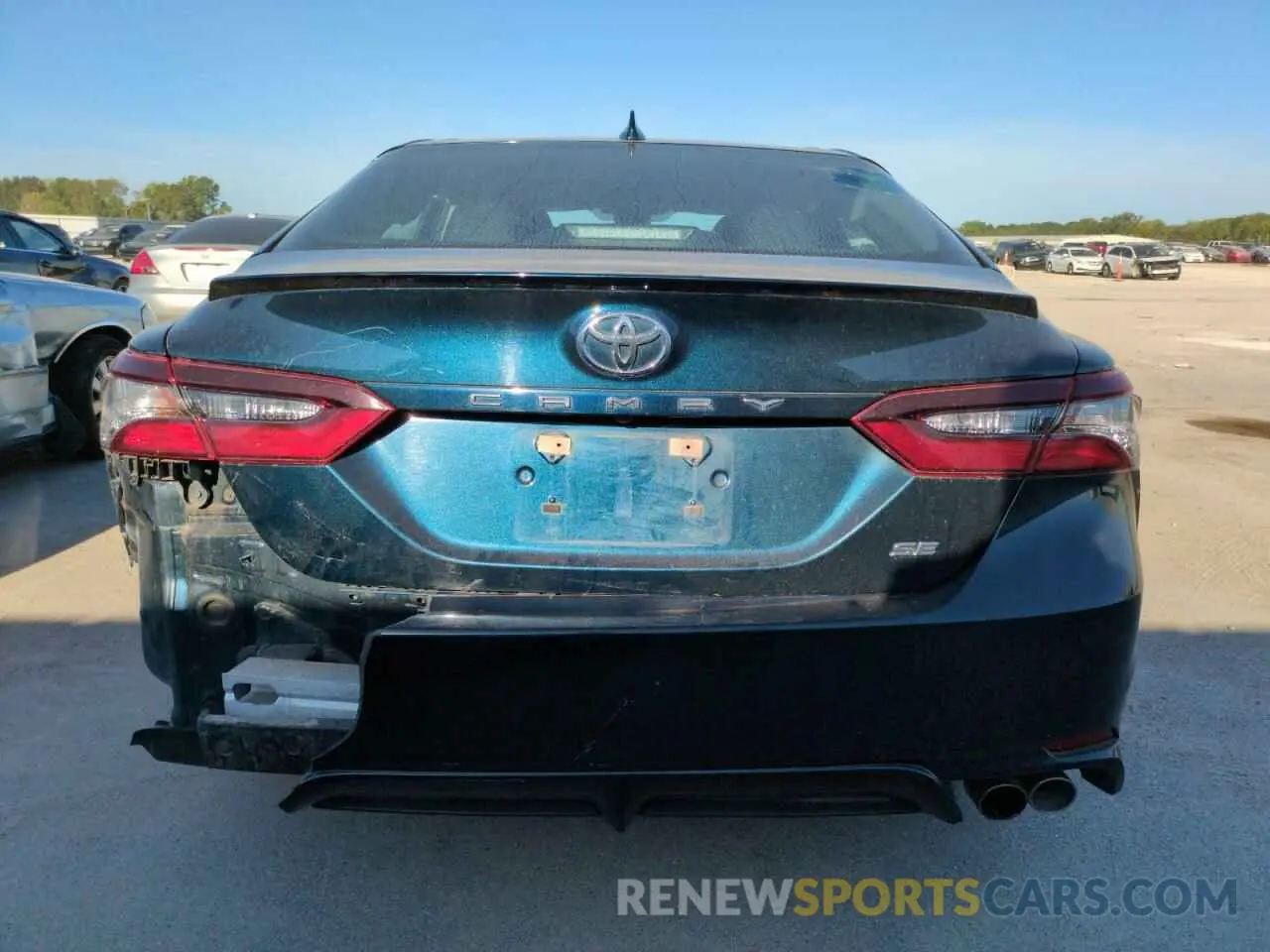6 Photograph of a damaged car 4T1G11AK5MU534719 TOYOTA CAMRY 2021