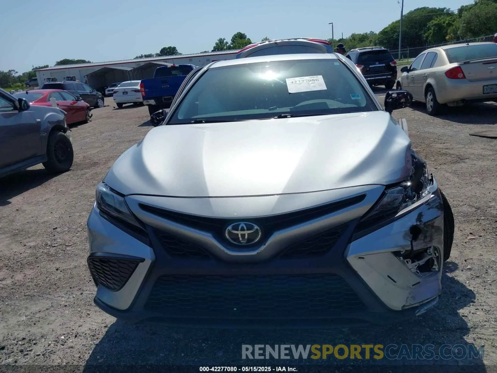 13 Photograph of a damaged car 4T1G11AK5MU537913 TOYOTA CAMRY 2021