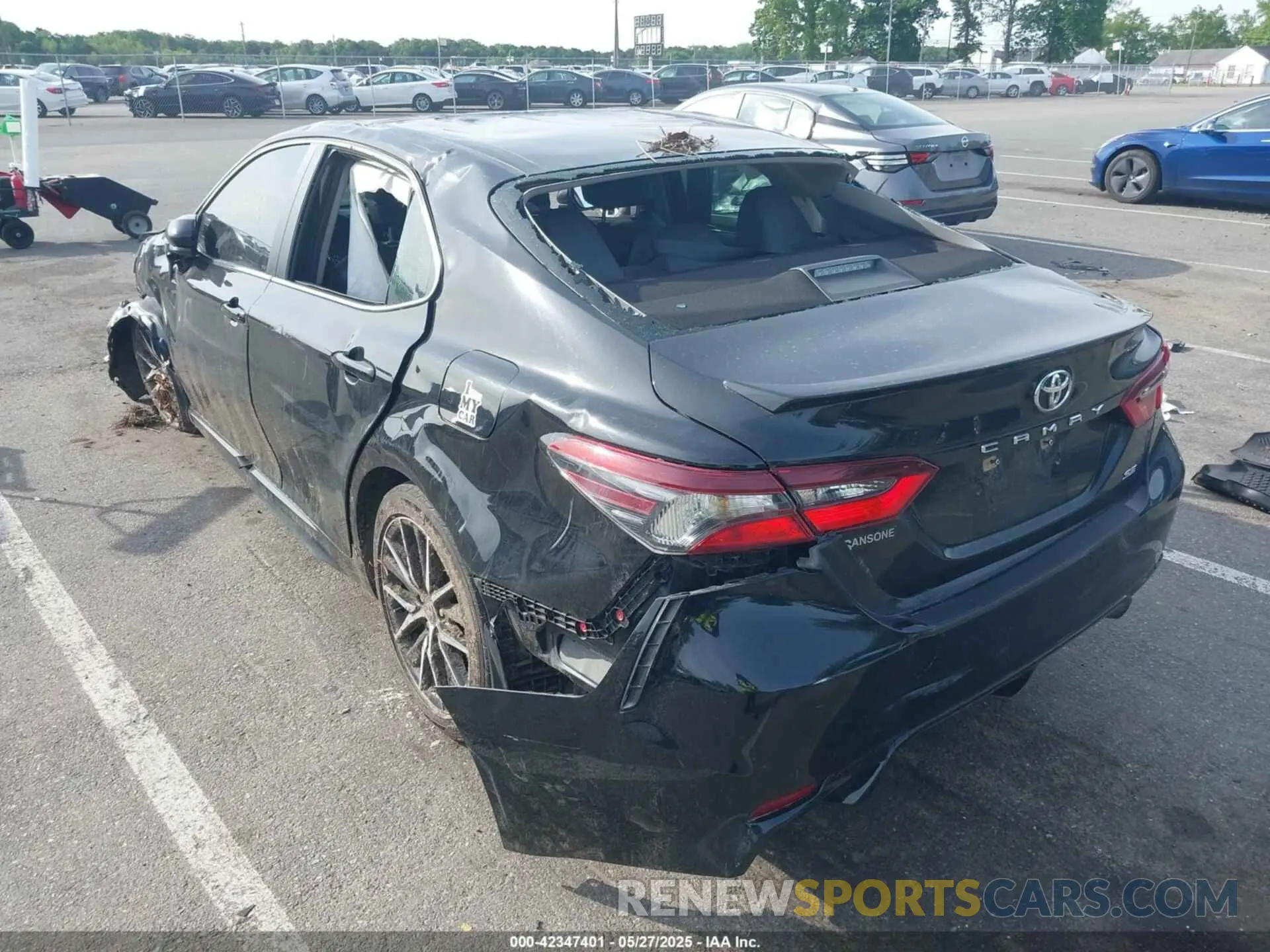 3 Photograph of a damaged car 4T1G11AK5MU538852 TOYOTA CAMRY 2021