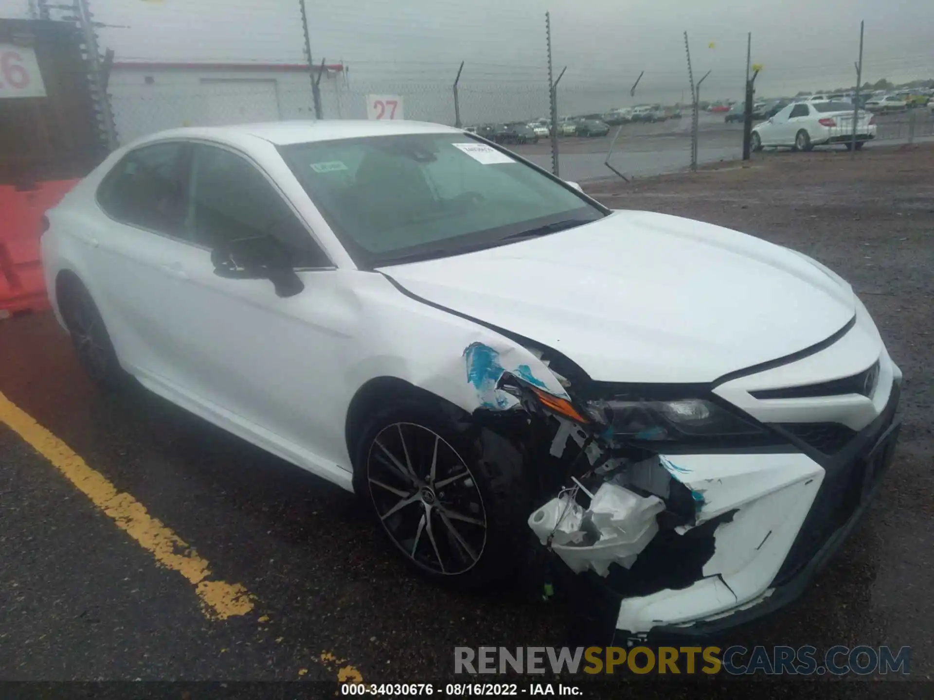 1 Photograph of a damaged car 4T1G11AK5MU544182 TOYOTA CAMRY 2021