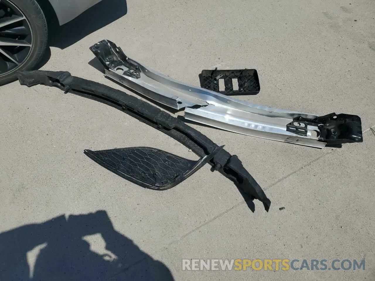 12 Photograph of a damaged car 4T1G11AK5MU551228 TOYOTA CAMRY 2021