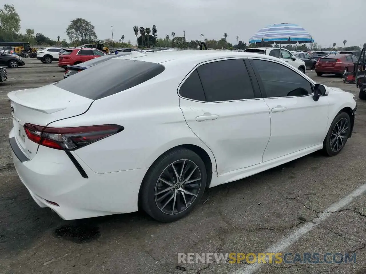 3 Photograph of a damaged car 4T1G11AK5MU553299 TOYOTA CAMRY 2021