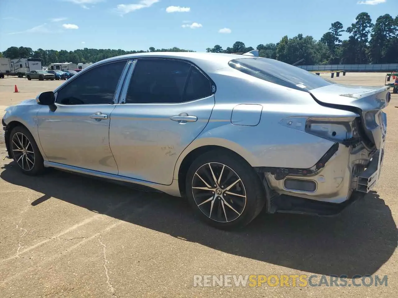 2 Photograph of a damaged car 4T1G11AK5MU553951 TOYOTA CAMRY 2021