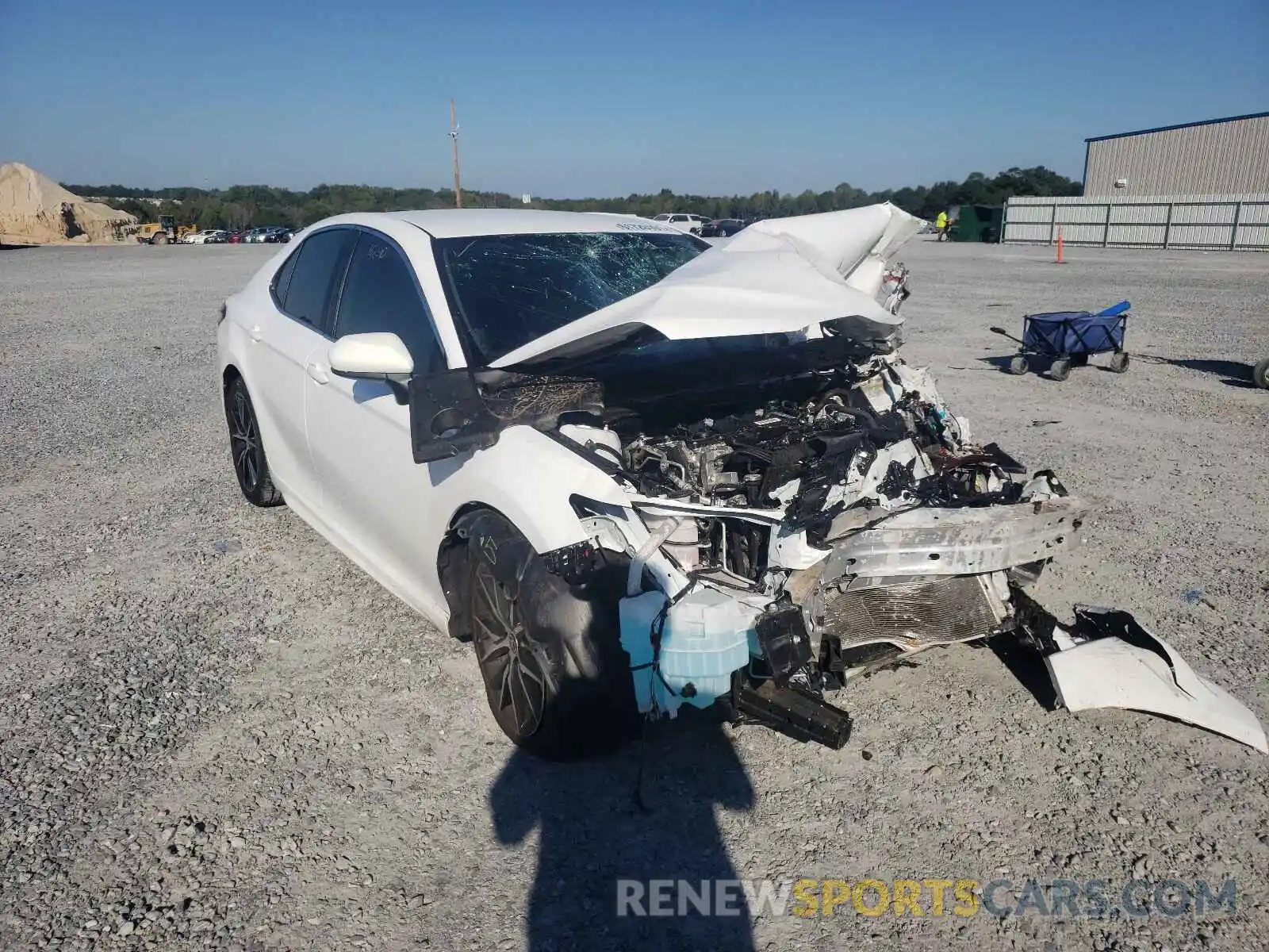 1 Photograph of a damaged car 4T1G11AK5MU563587 TOYOTA CAMRY 2021