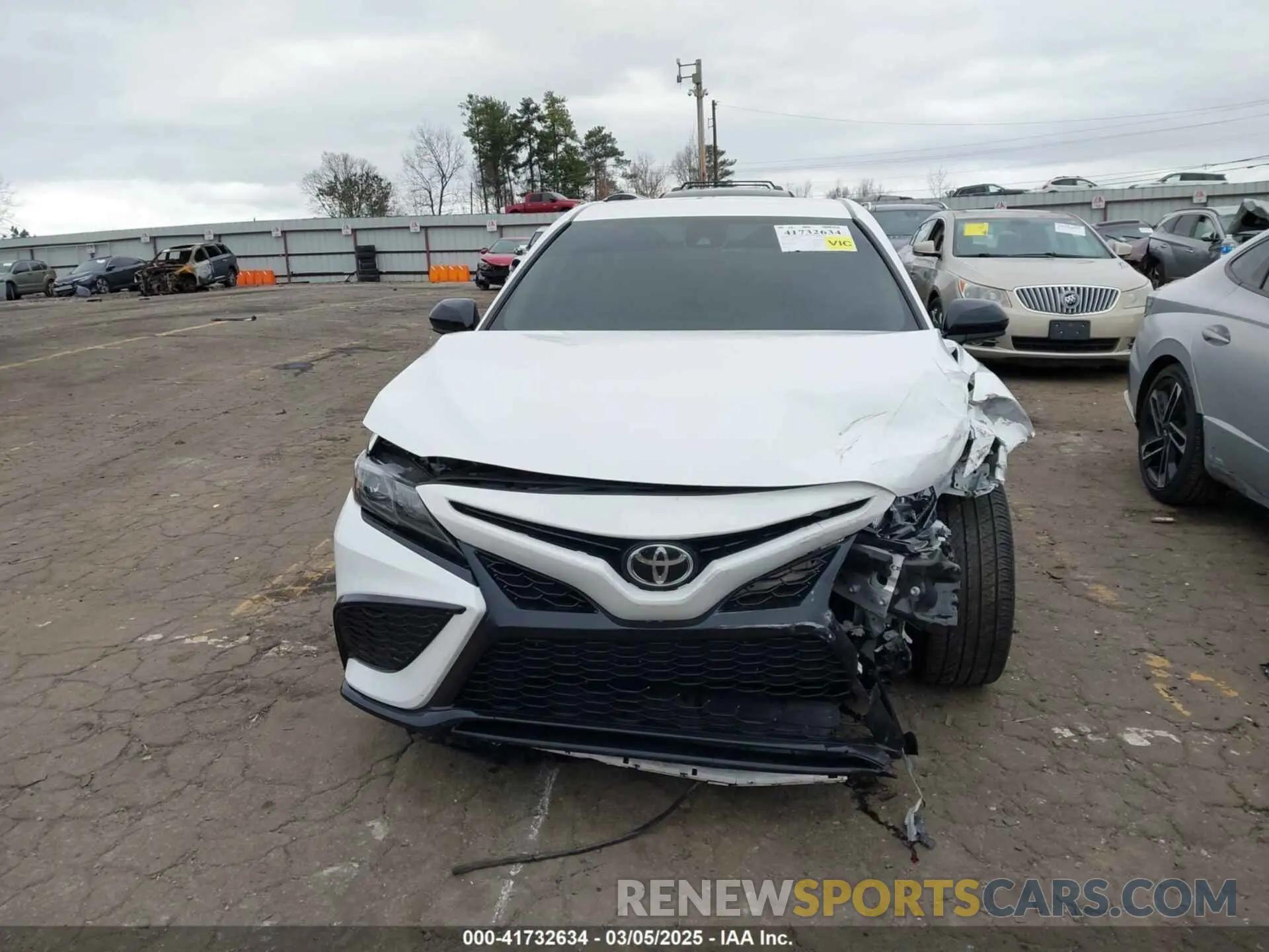 12 Photograph of a damaged car 4T1G11AK5MU575237 TOYOTA CAMRY 2021