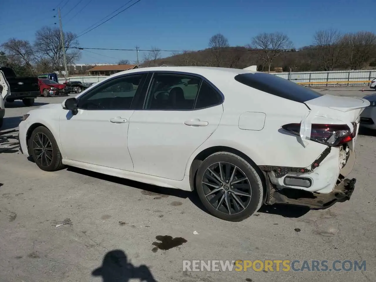 2 Photograph of a damaged car 4T1G11AK5MU580812 TOYOTA CAMRY 2021