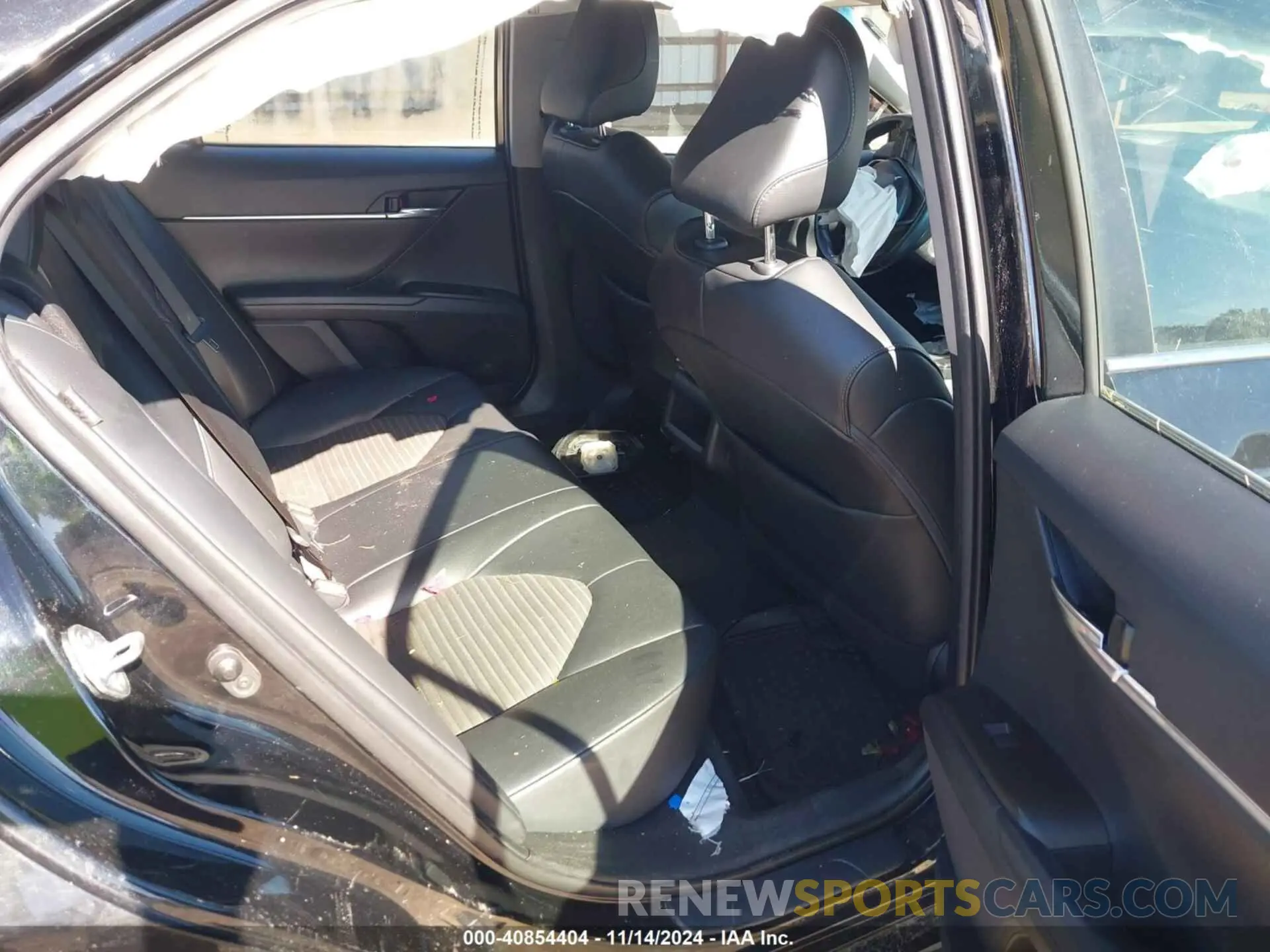 8 Photograph of a damaged car 4T1G11AK5MU583063 TOYOTA CAMRY 2021
