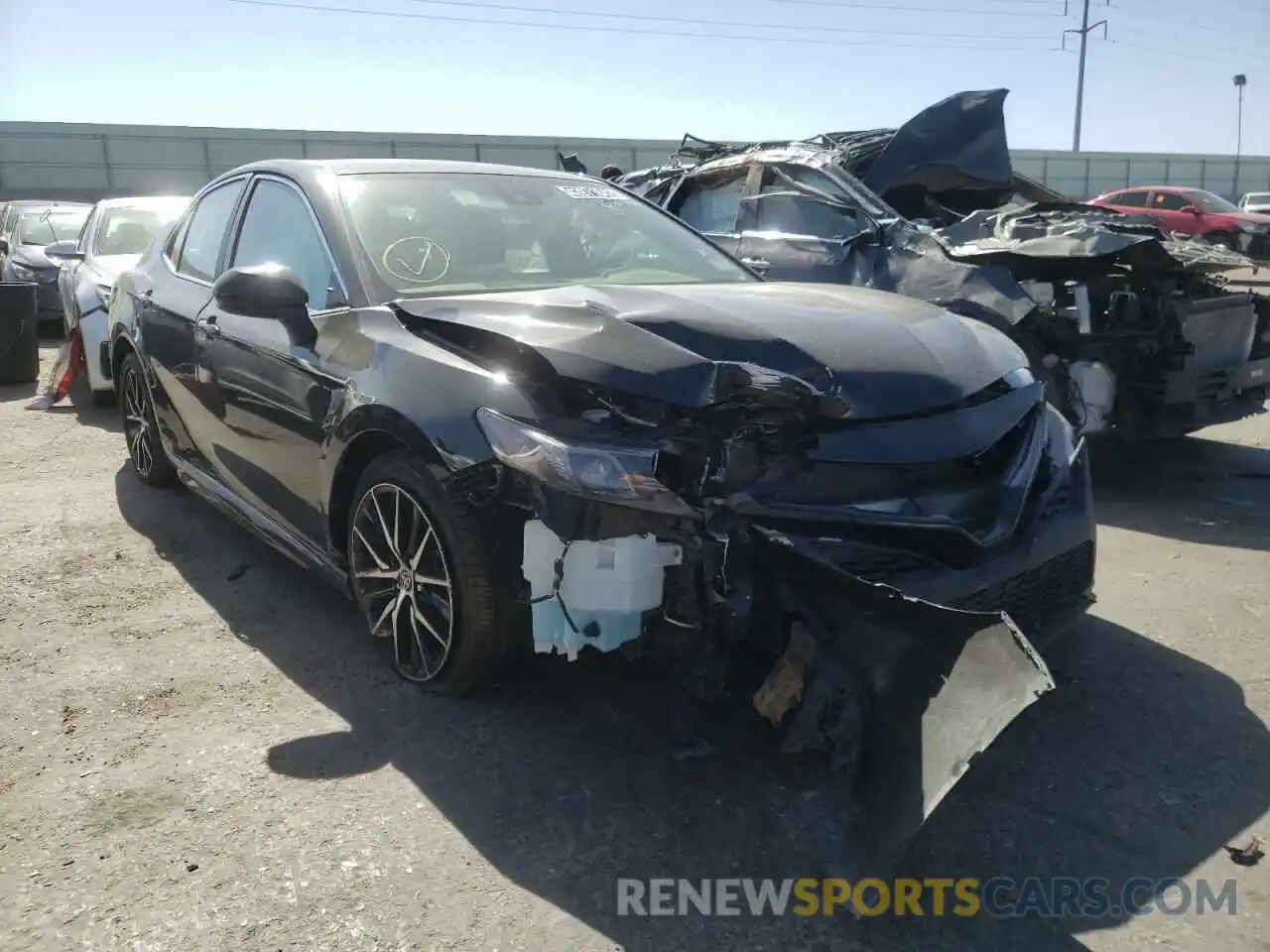 1 Photograph of a damaged car 4T1G11AK5MU583094 TOYOTA CAMRY 2021