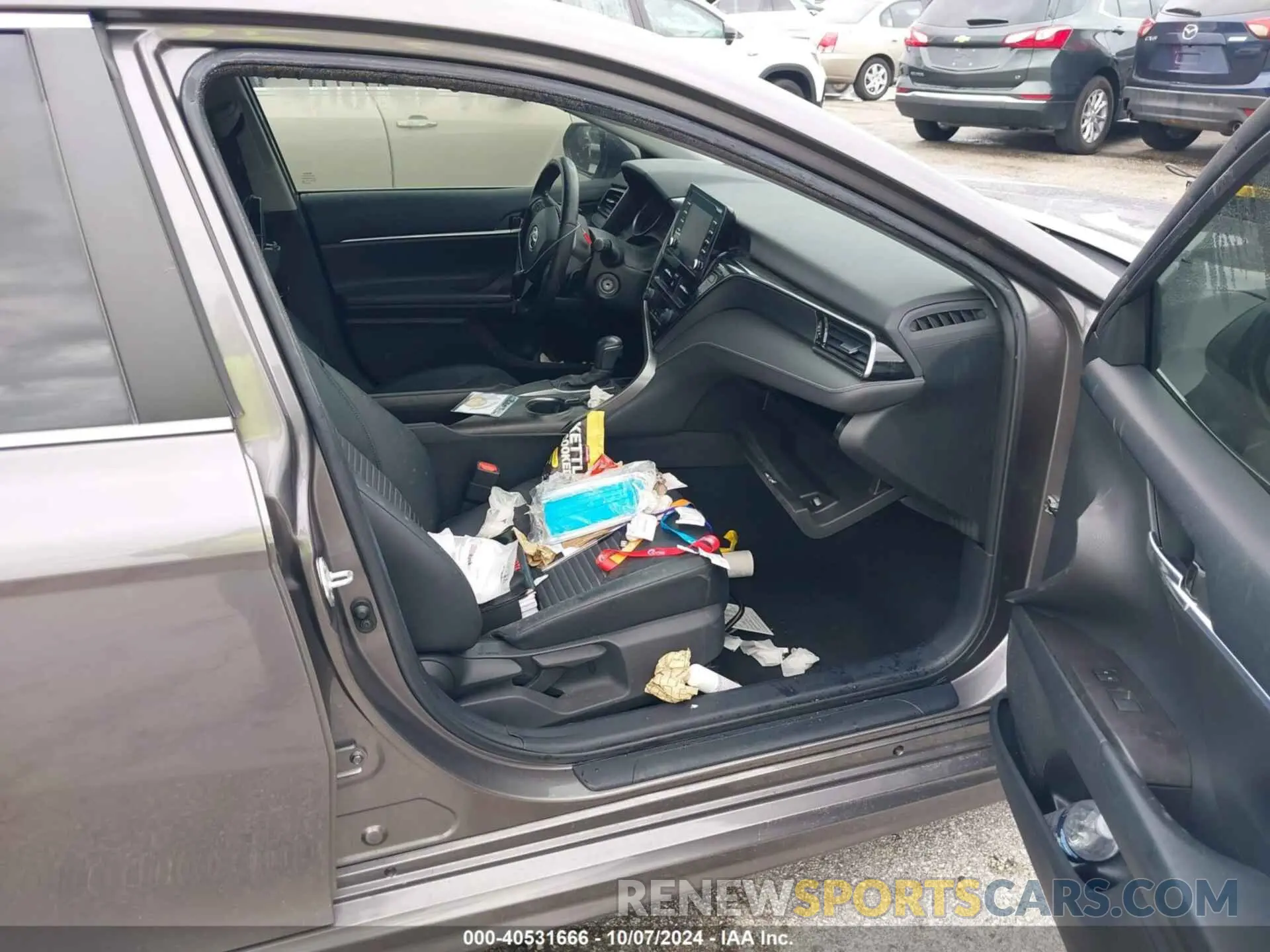 5 Photograph of a damaged car 4T1G11AK5MU583385 TOYOTA CAMRY 2021