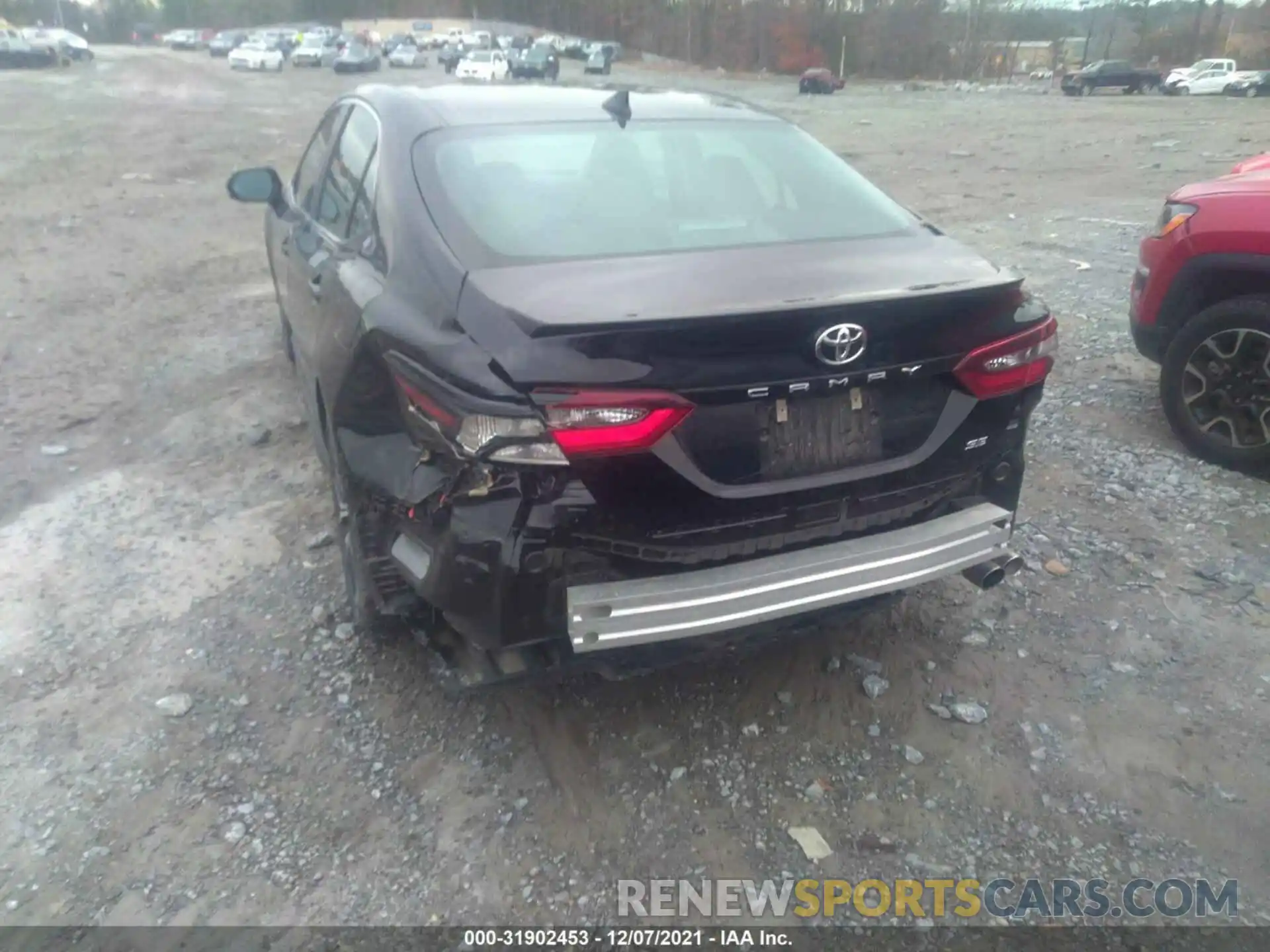 6 Photograph of a damaged car 4T1G11AK5MU584746 TOYOTA CAMRY 2021