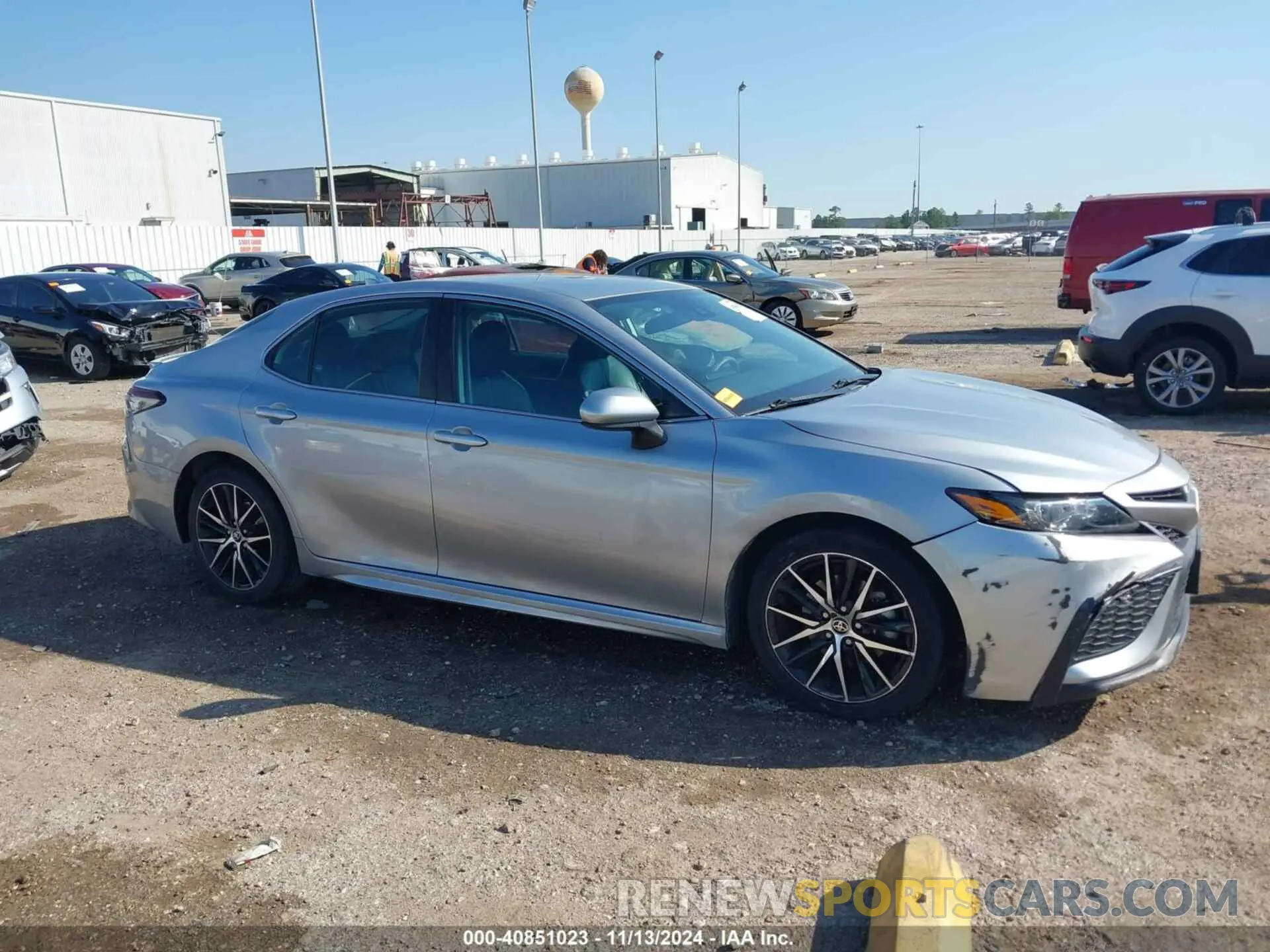 13 Photograph of a damaged car 4T1G11AK5MU586044 TOYOTA CAMRY 2021