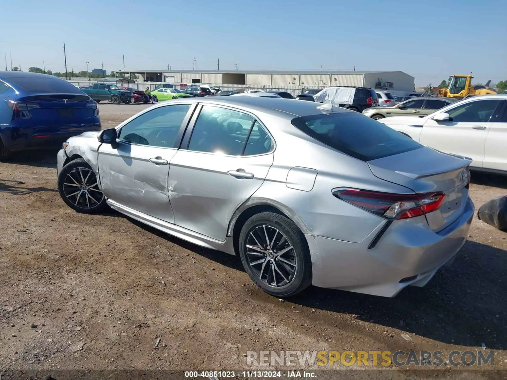 3 Photograph of a damaged car 4T1G11AK5MU586044 TOYOTA CAMRY 2021