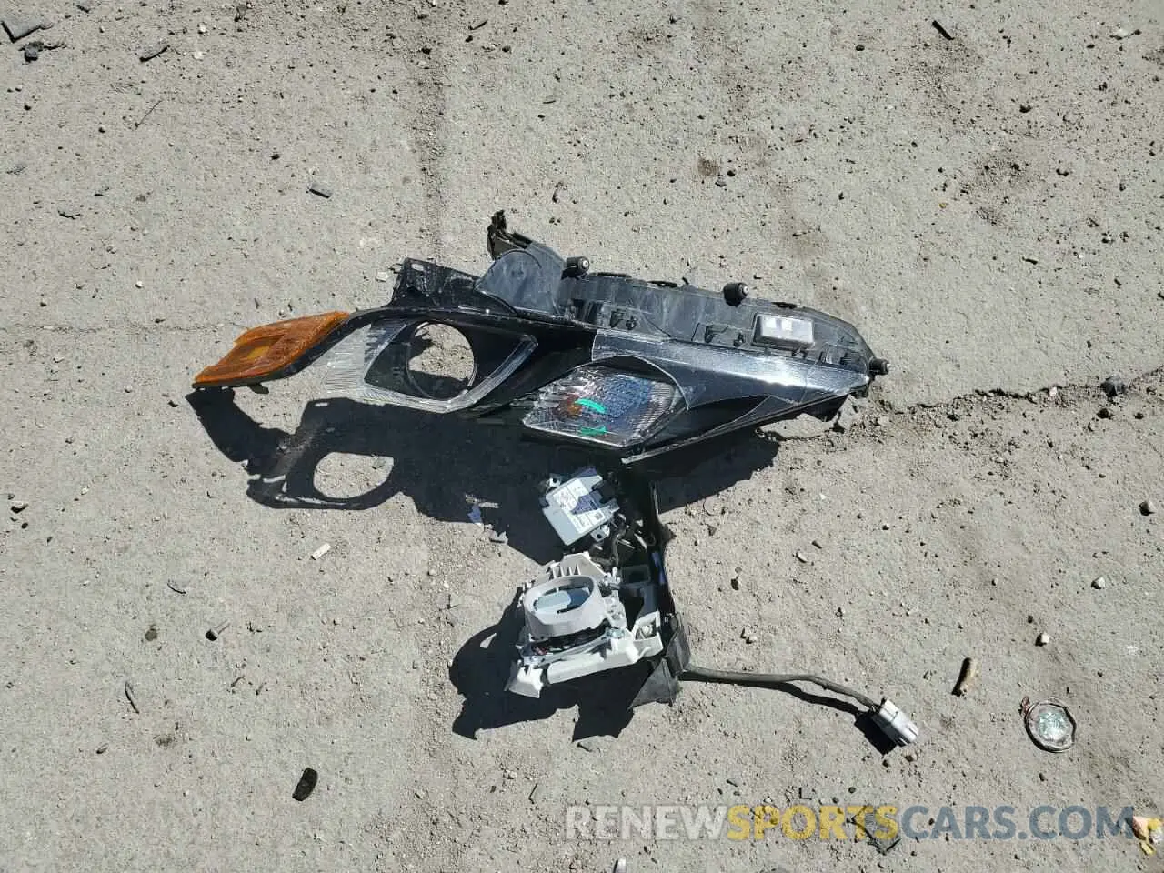 12 Photograph of a damaged car 4T1G11AK5MU588943 TOYOTA CAMRY 2021