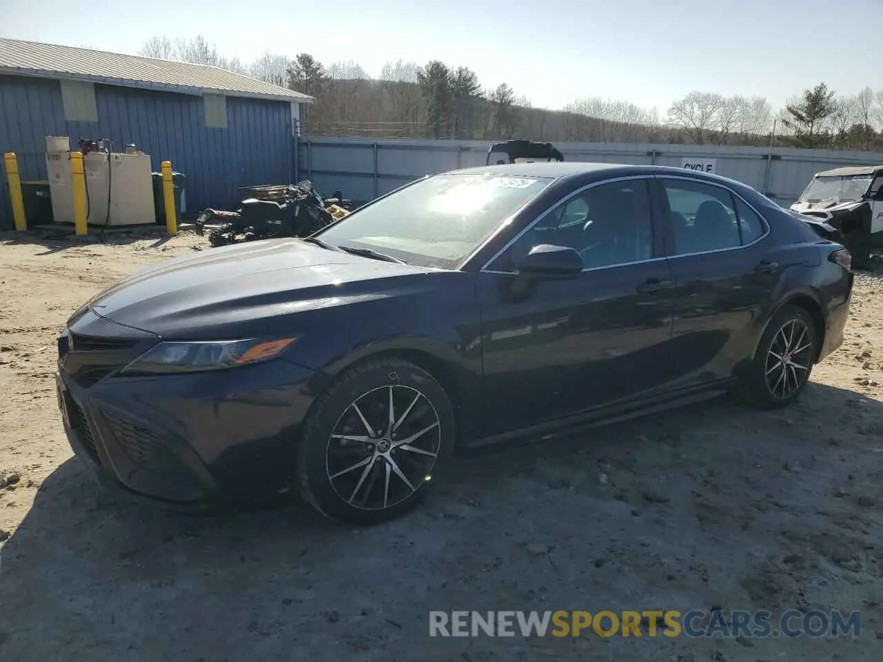 1 Photograph of a damaged car 4T1G11AK5MU592183 TOYOTA CAMRY 2021