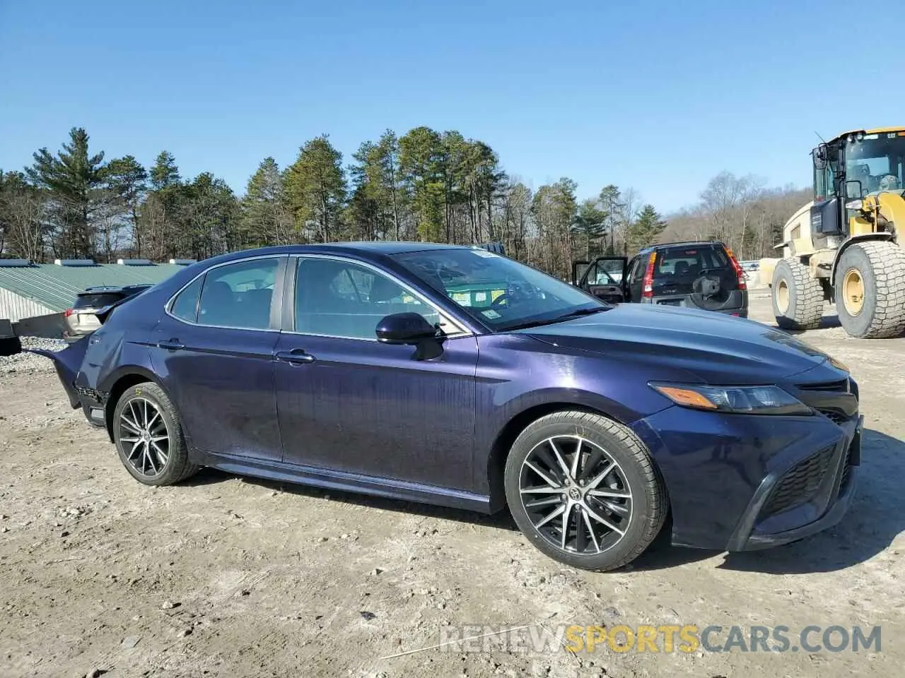 4 Photograph of a damaged car 4T1G11AK5MU592183 TOYOTA CAMRY 2021