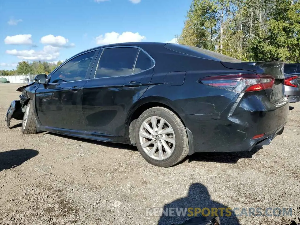 2 Photograph of a damaged car 4T1G11AK5MU595715 TOYOTA CAMRY 2021