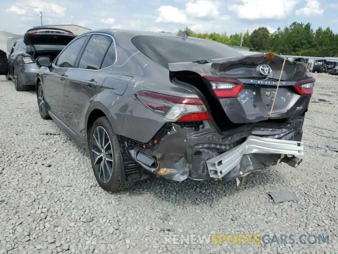 3 Photograph of a damaged car 4T1G11AK5MU610827 TOYOTA CAMRY 2021