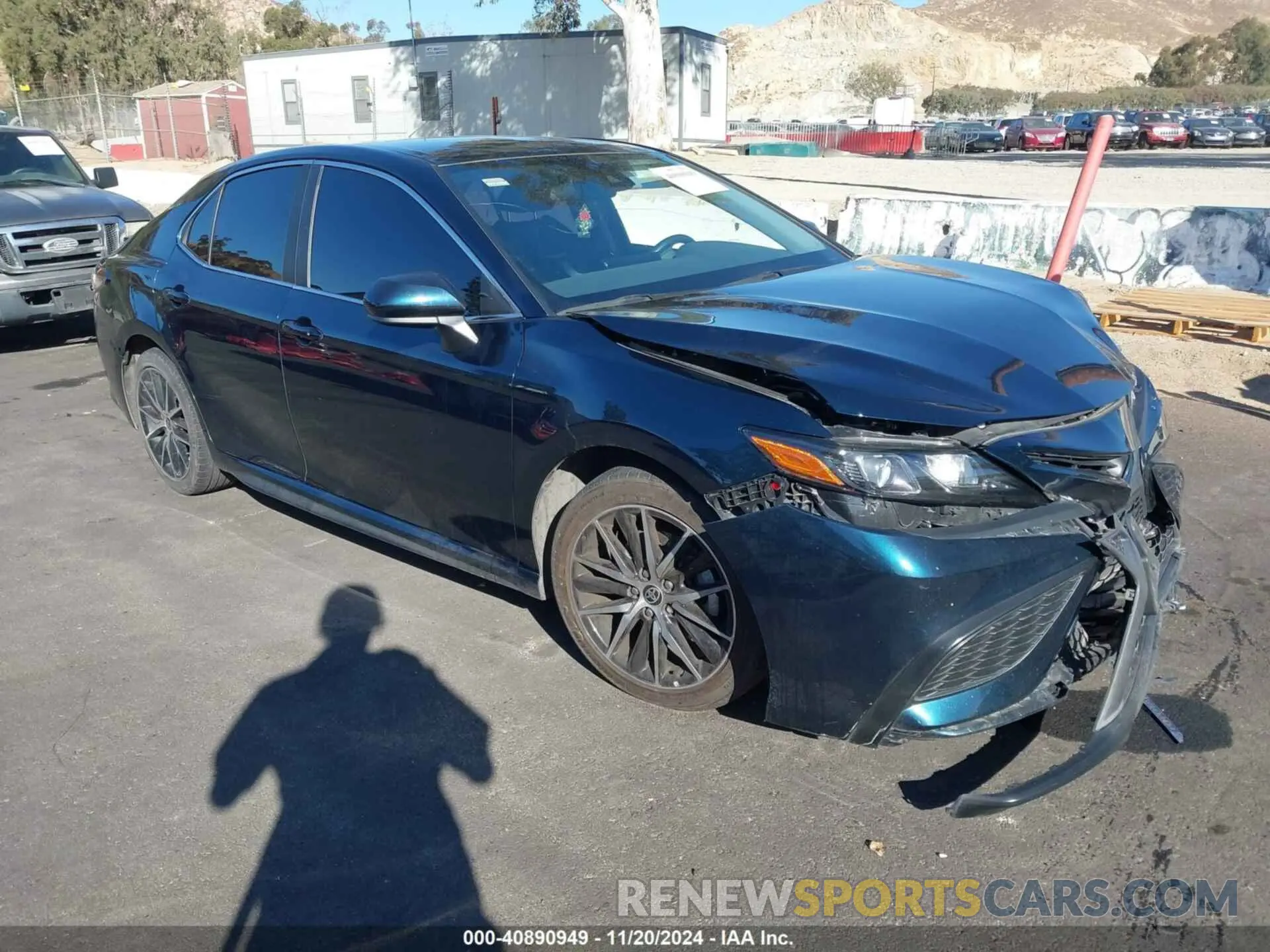 1 Photograph of a damaged car 4T1G11AK5MU611833 TOYOTA CAMRY 2021