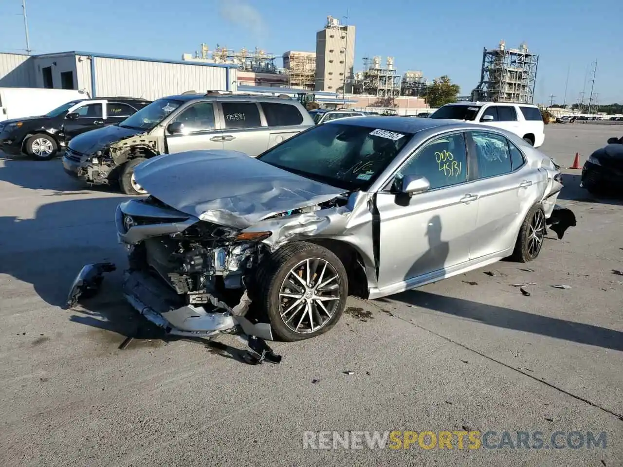 9 Photograph of a damaged car 4T1G11AK6MU408644 TOYOTA CAMRY 2021