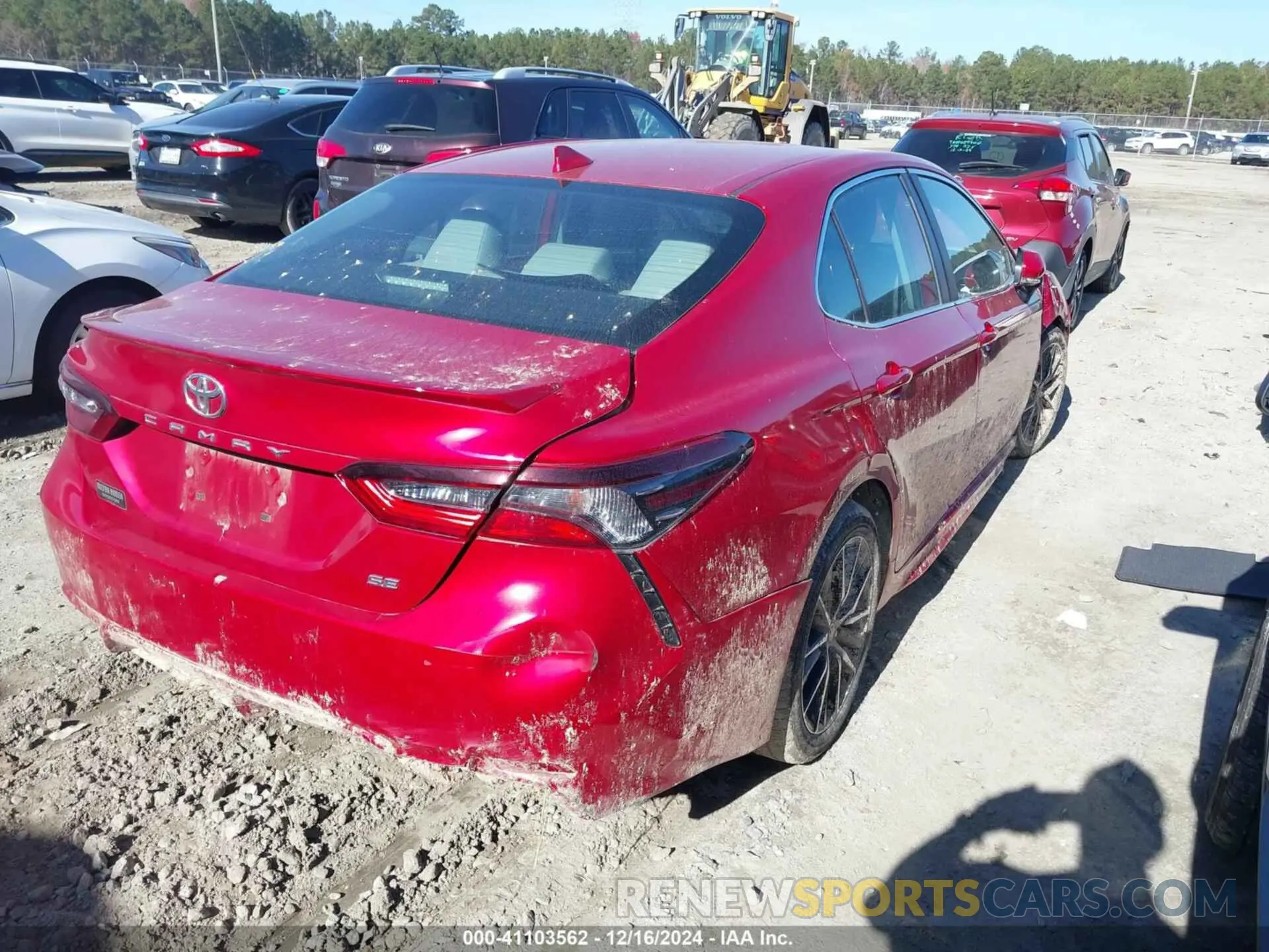 4 Photograph of a damaged car 4T1G11AK6MU409874 TOYOTA CAMRY 2021