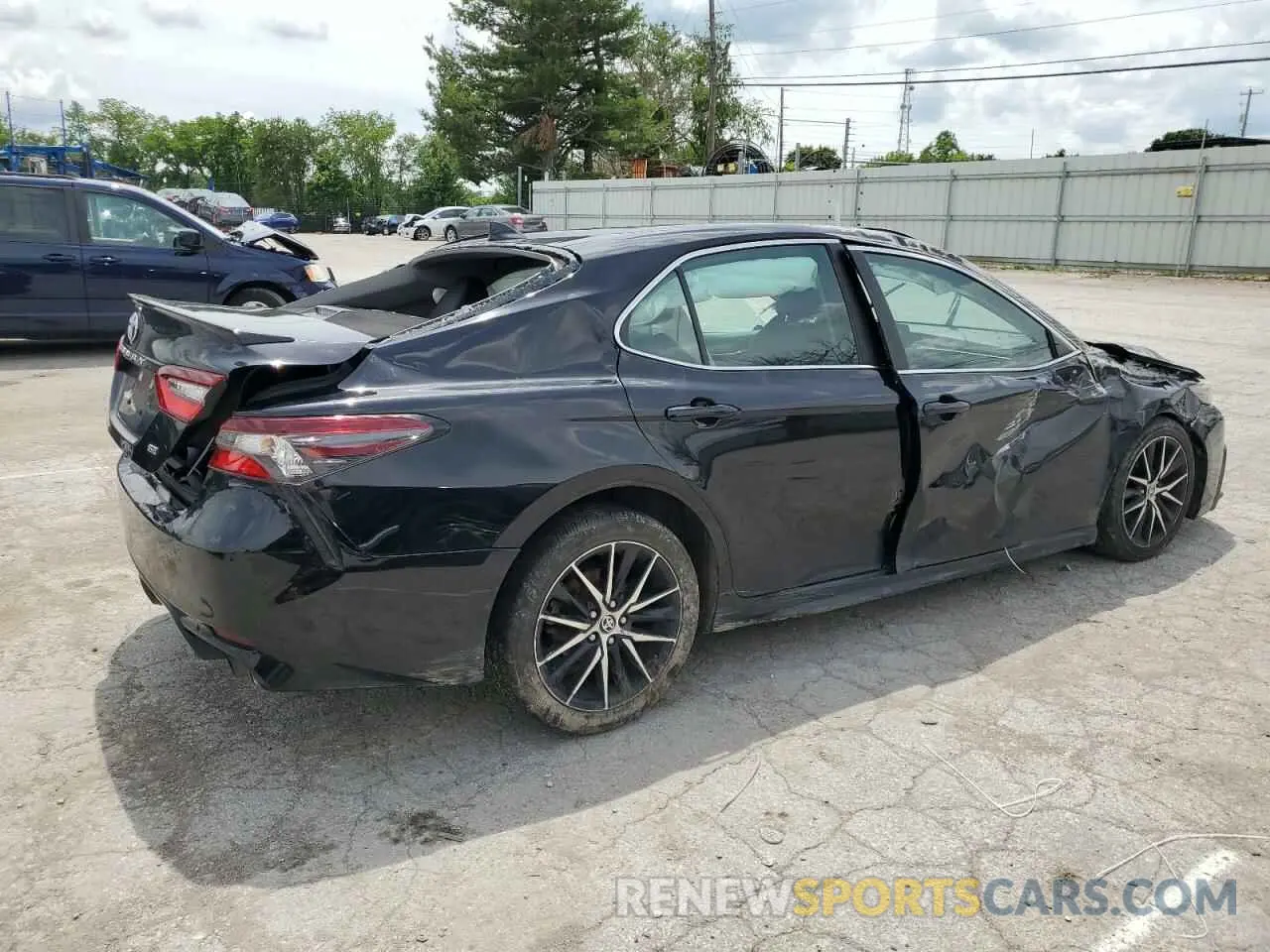 3 Photograph of a damaged car 4T1G11AK6MU410197 TOYOTA CAMRY 2021