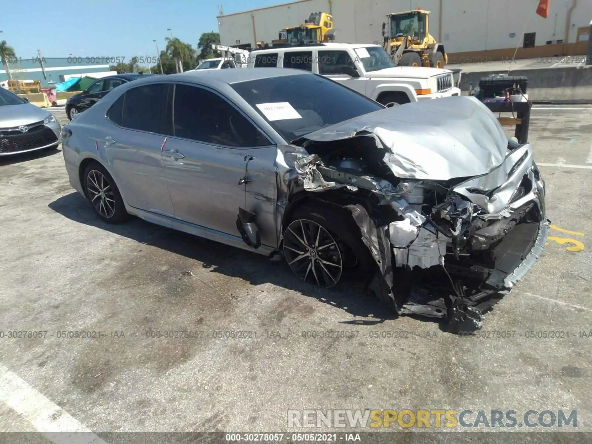 1 Photograph of a damaged car 4T1G11AK6MU410572 TOYOTA CAMRY 2021