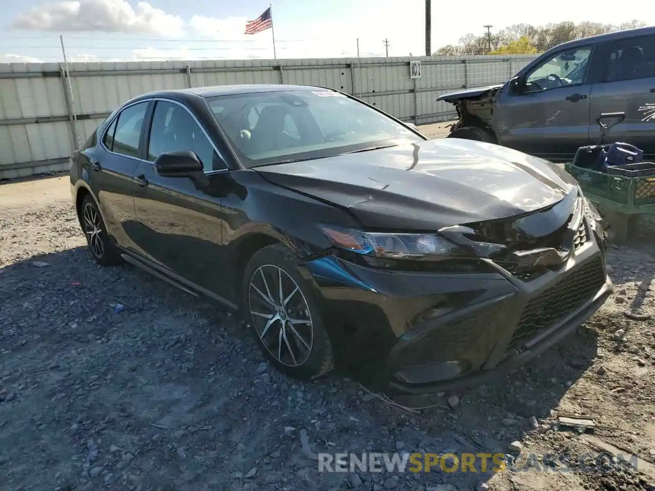 4 Photograph of a damaged car 4T1G11AK6MU414279 TOYOTA CAMRY 2021