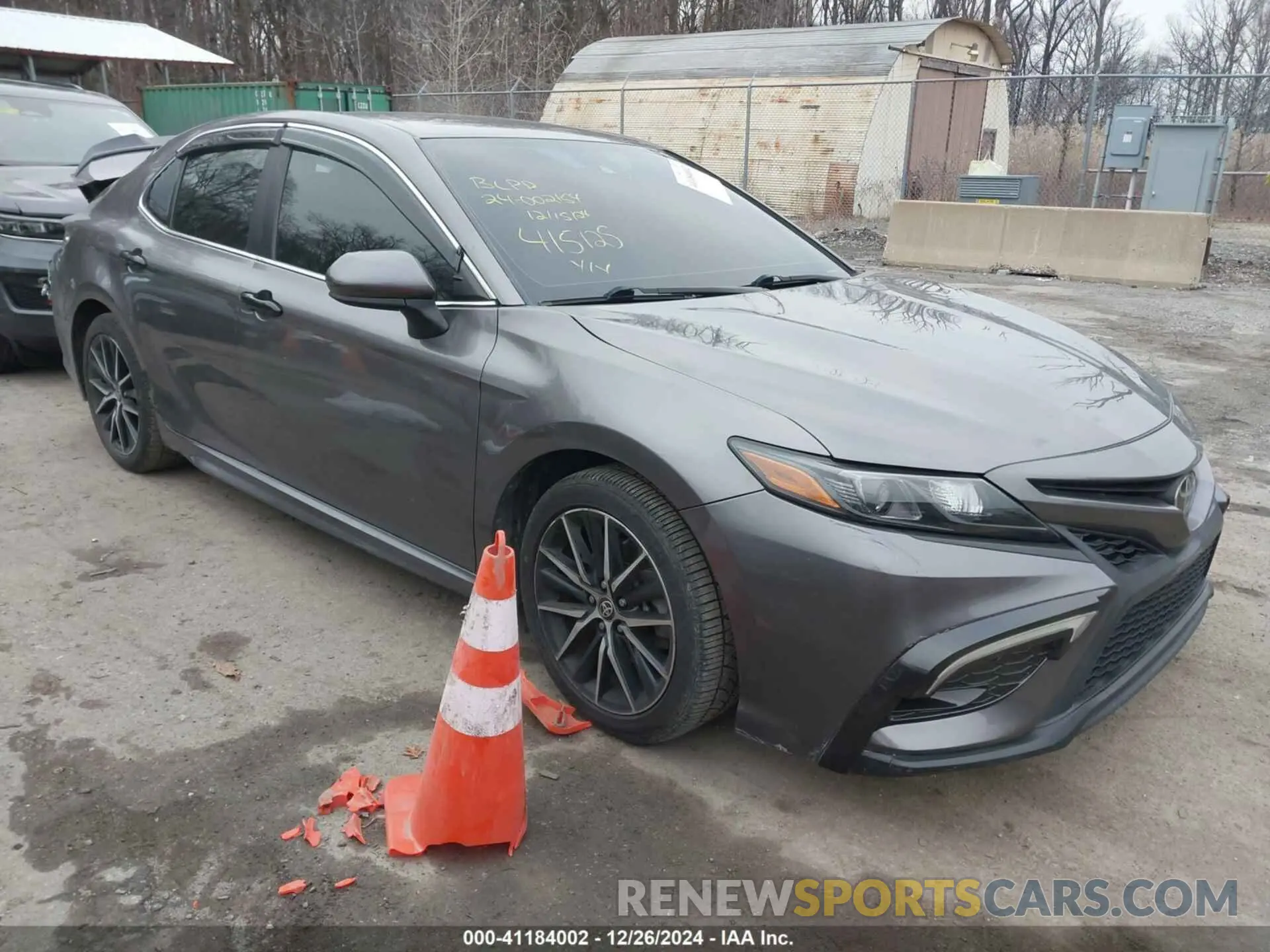 1 Photograph of a damaged car 4T1G11AK6MU415125 TOYOTA CAMRY 2021
