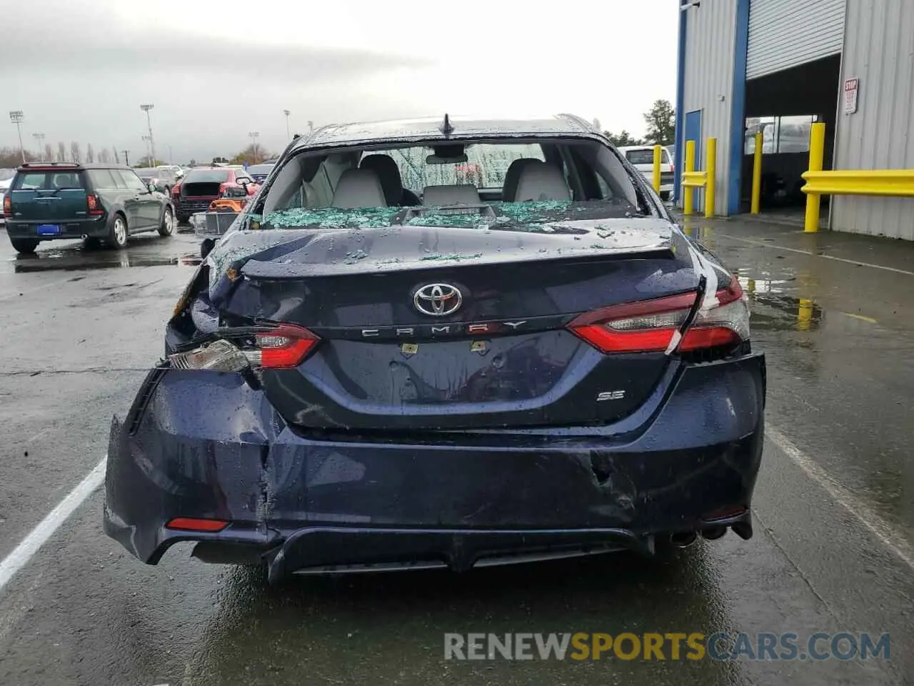 6 Photograph of a damaged car 4T1G11AK6MU418882 TOYOTA CAMRY 2021
