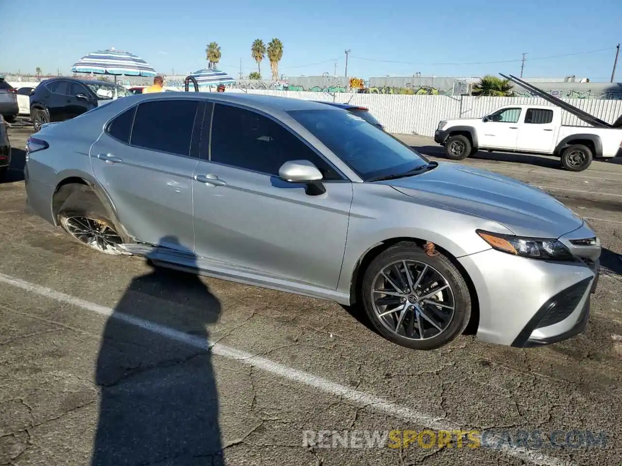 4 Photograph of a damaged car 4T1G11AK6MU419952 TOYOTA CAMRY 2021