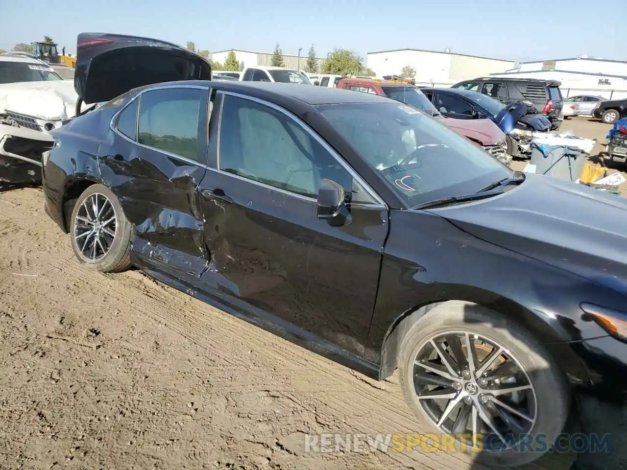 9 Photograph of a damaged car 4T1G11AK6MU424083 TOYOTA CAMRY 2021