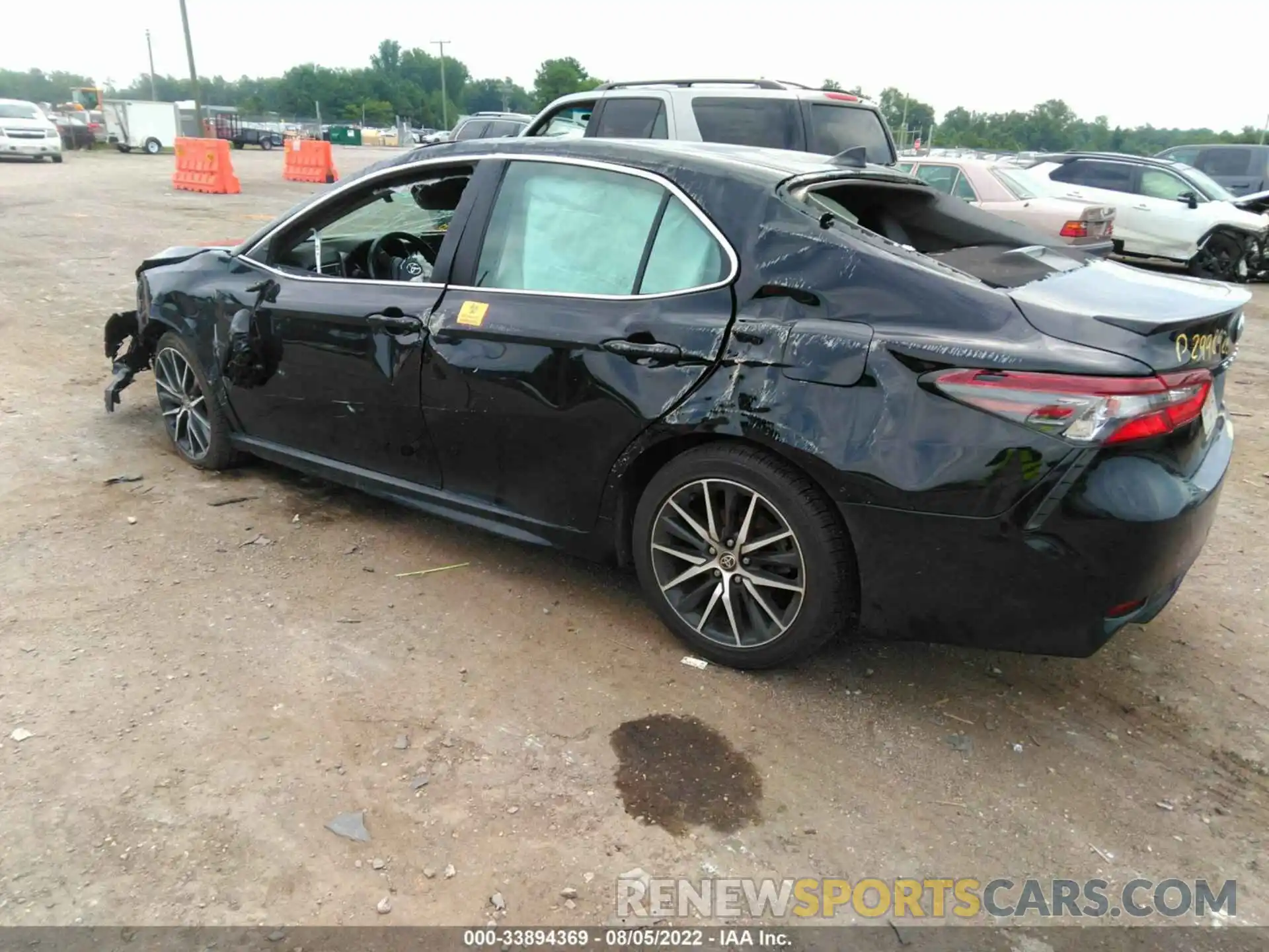 3 Photograph of a damaged car 4T1G11AK6MU425458 TOYOTA CAMRY 2021