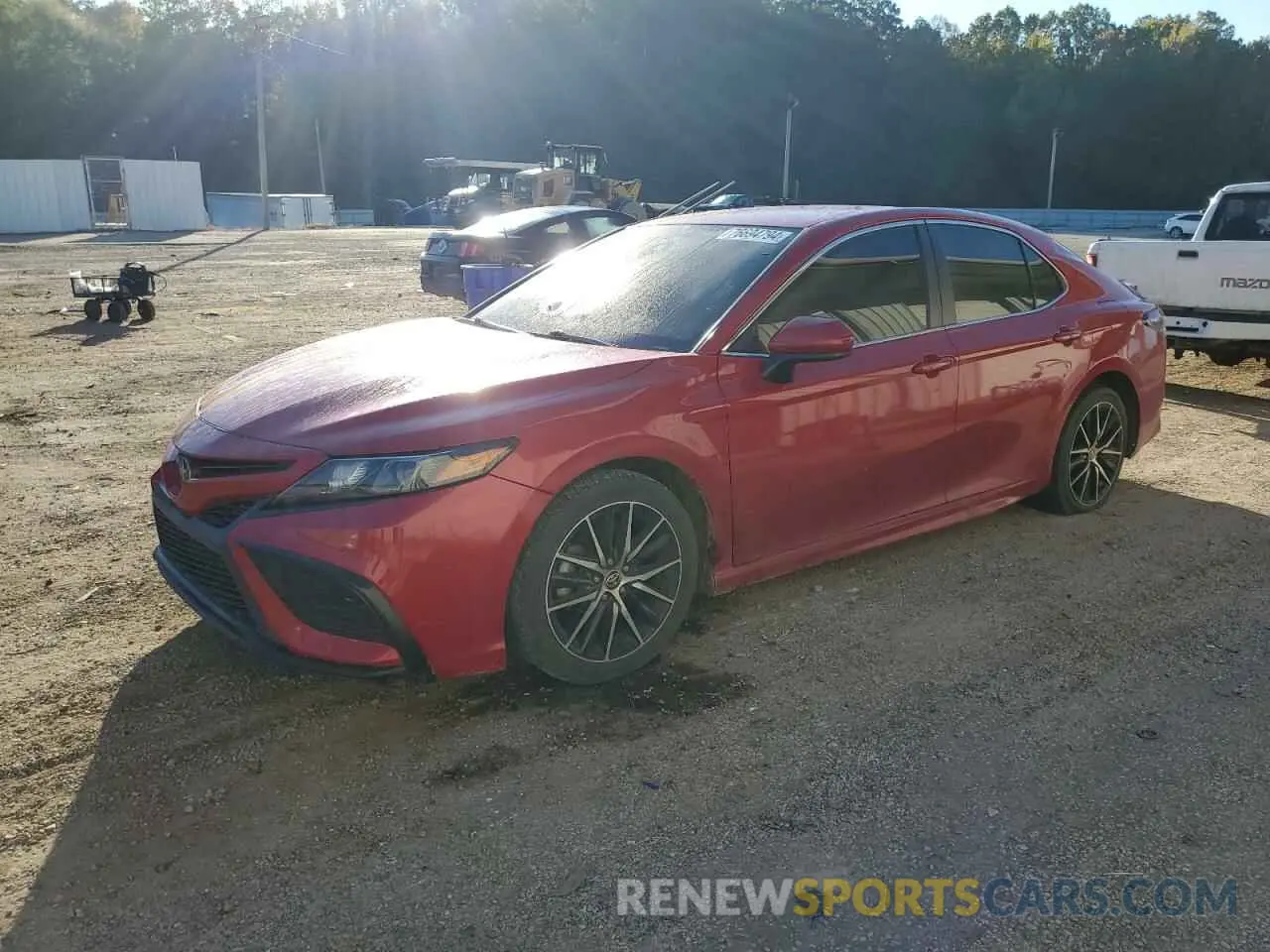 1 Photograph of a damaged car 4T1G11AK6MU428988 TOYOTA CAMRY 2021