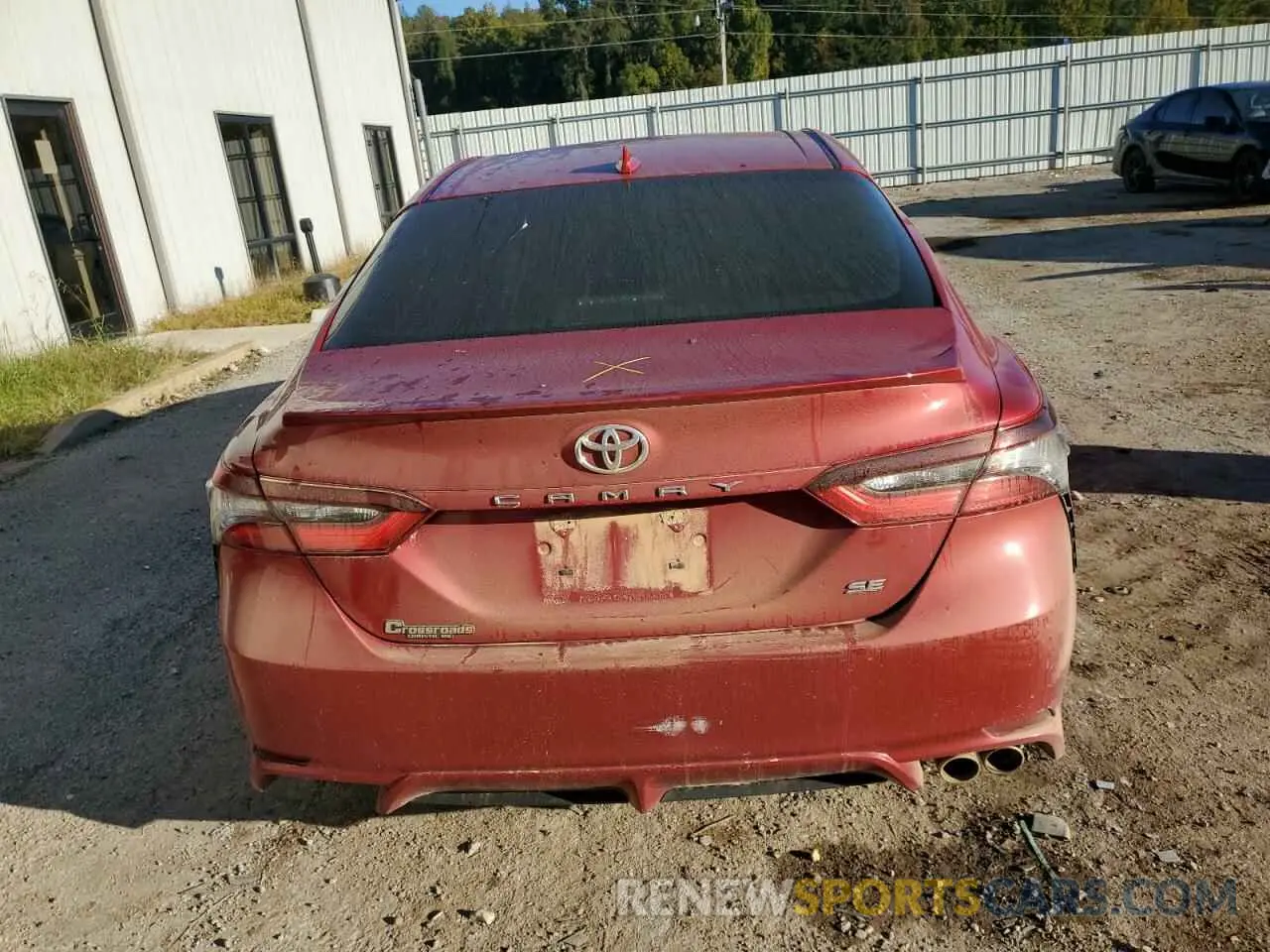 6 Photograph of a damaged car 4T1G11AK6MU428988 TOYOTA CAMRY 2021