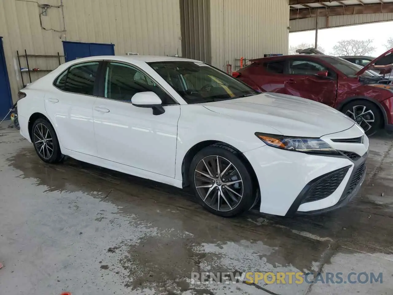 4 Photograph of a damaged car 4T1G11AK6MU442356 TOYOTA CAMRY 2021