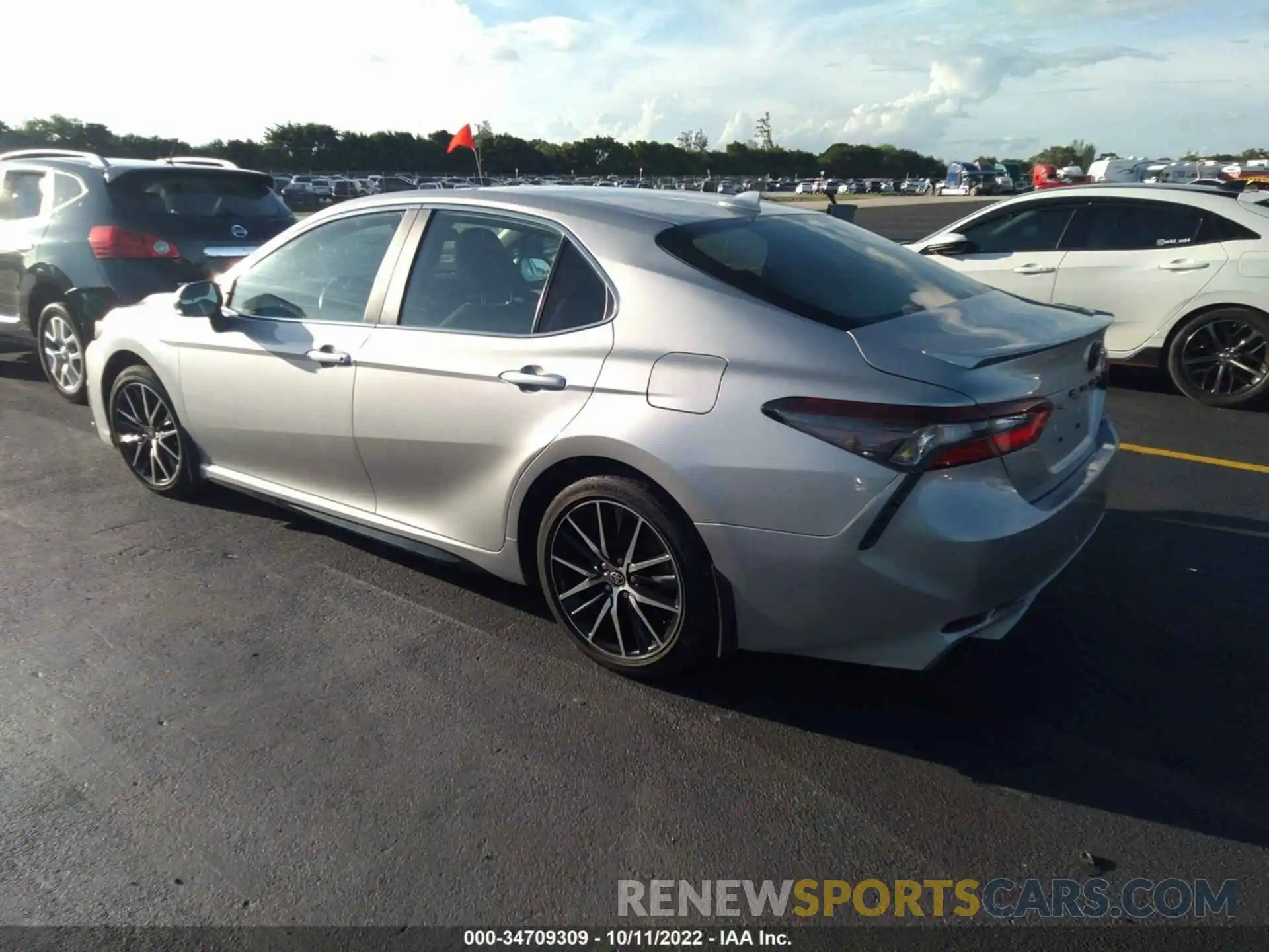 3 Photograph of a damaged car 4T1G11AK6MU447427 TOYOTA CAMRY 2021