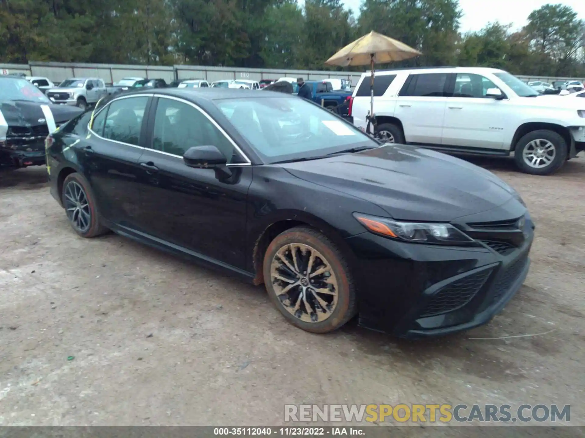 1 Photograph of a damaged car 4T1G11AK6MU448531 TOYOTA CAMRY 2021