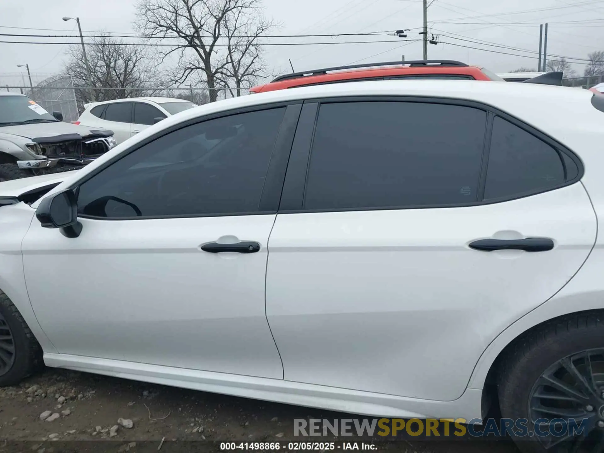 15 Photograph of a damaged car 4T1G11AK6MU451087 TOYOTA CAMRY 2021