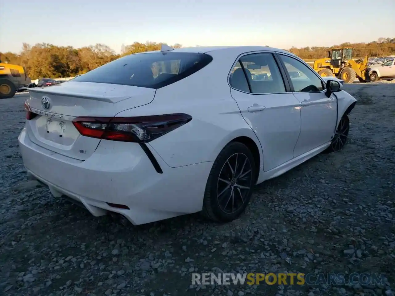 4 Photograph of a damaged car 4T1G11AK6MU466592 TOYOTA CAMRY 2021