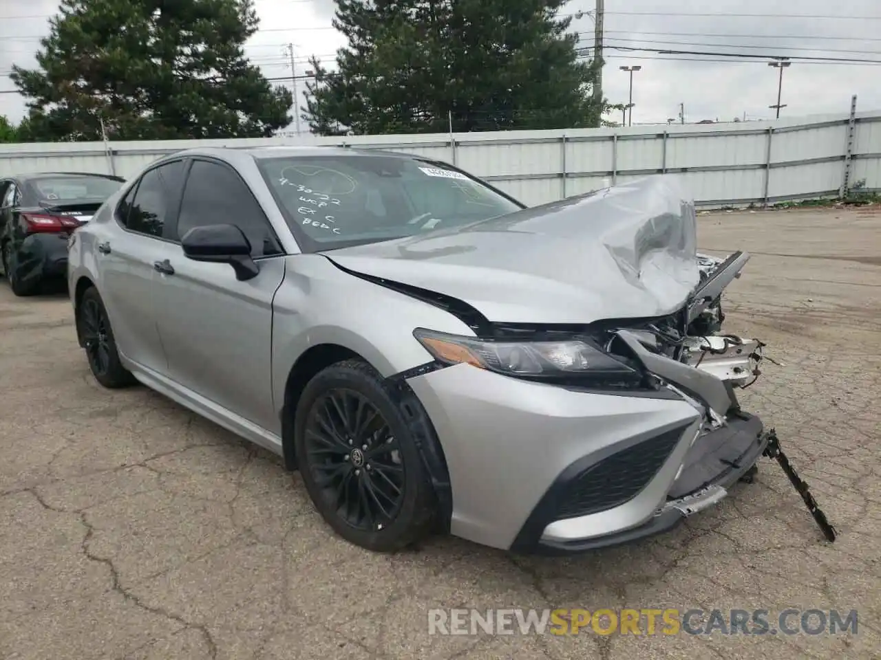 1 Photograph of a damaged car 4T1G11AK6MU471114 TOYOTA CAMRY 2021