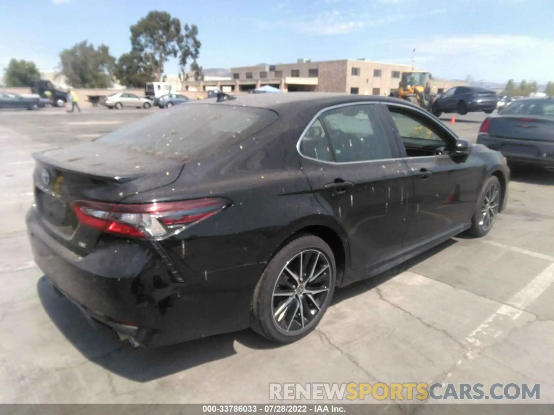 4 Photograph of a damaged car 4T1G11AK6MU472523 TOYOTA CAMRY 2021