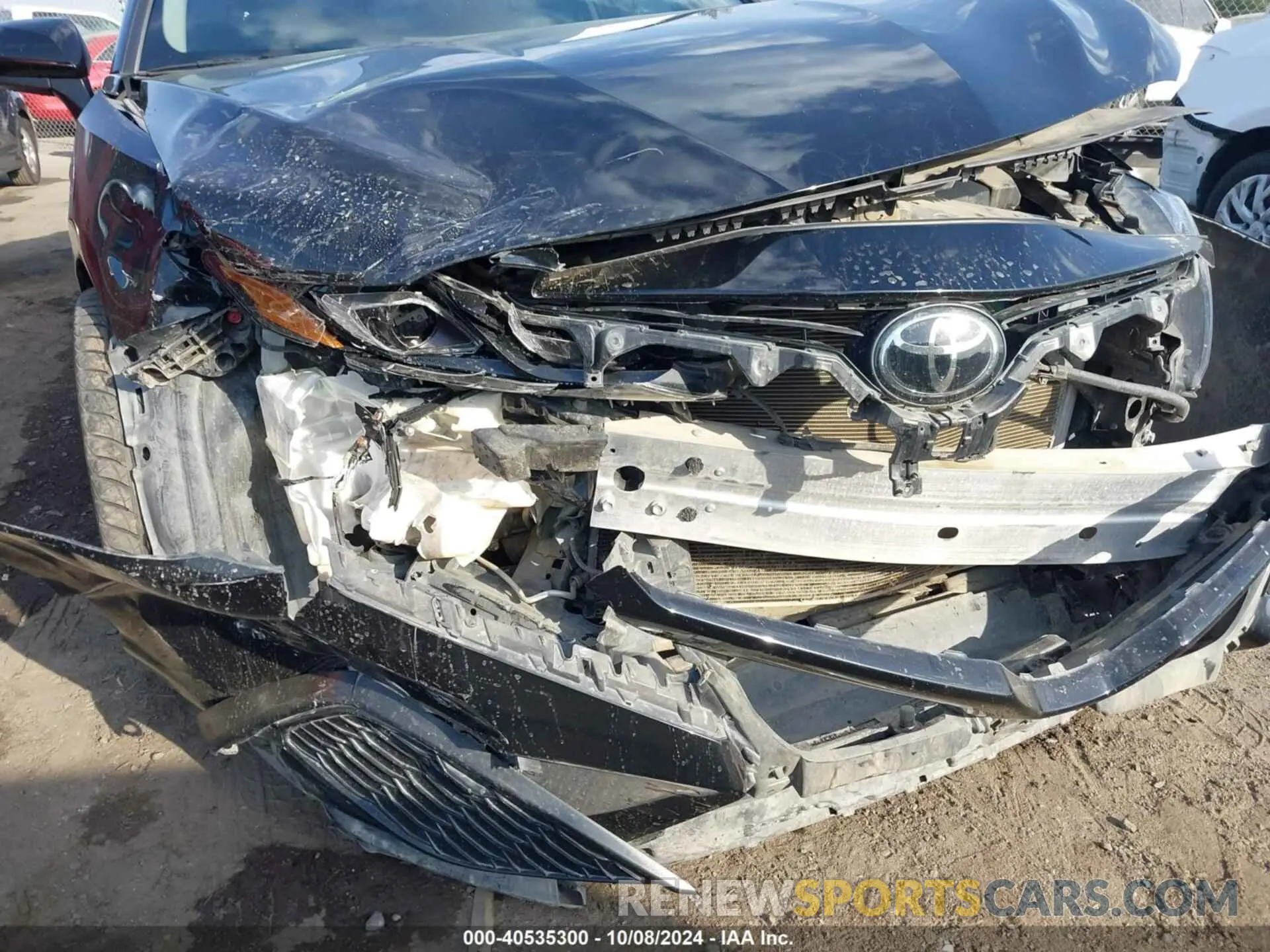 18 Photograph of a damaged car 4T1G11AK6MU476247 TOYOTA CAMRY 2021