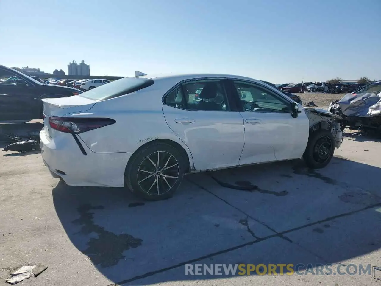 3 Photograph of a damaged car 4T1G11AK6MU477558 TOYOTA CAMRY 2021