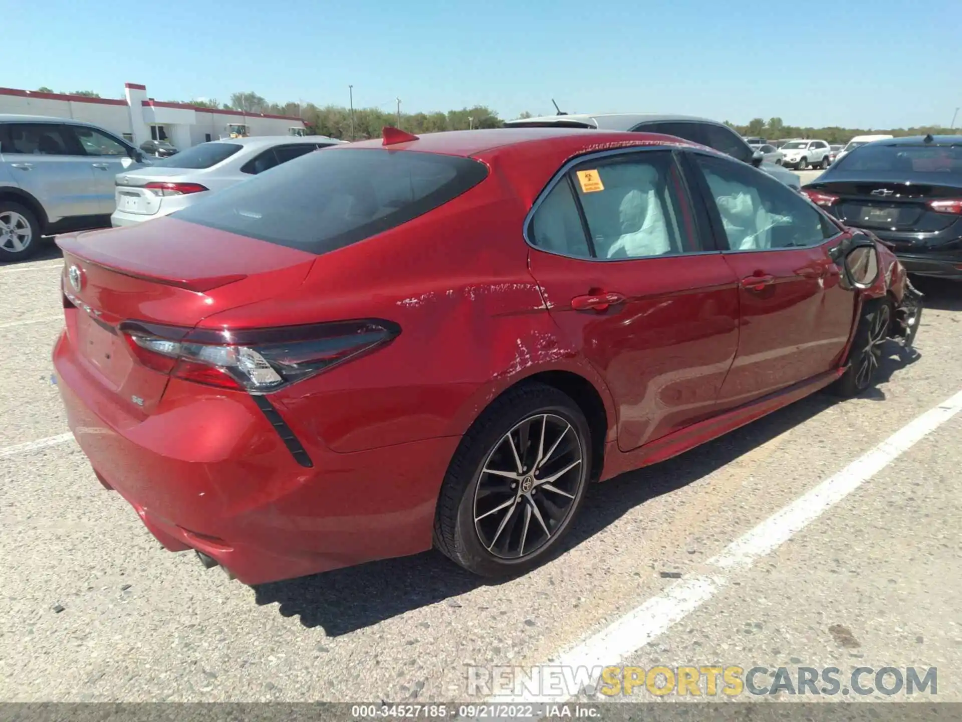 4 Photograph of a damaged car 4T1G11AK6MU479391 TOYOTA CAMRY 2021