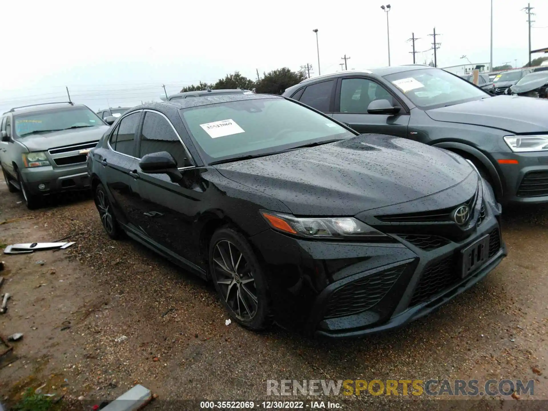 1 Photograph of a damaged car 4T1G11AK6MU479875 TOYOTA CAMRY 2021