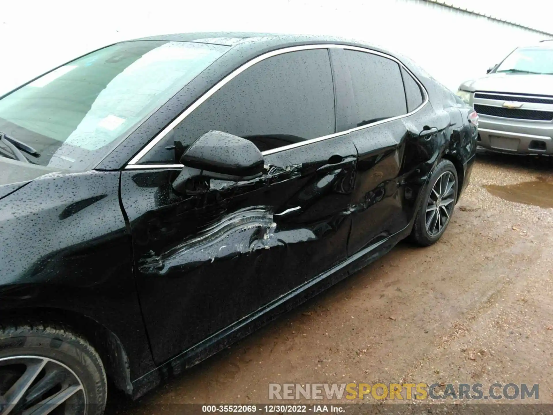 6 Photograph of a damaged car 4T1G11AK6MU479875 TOYOTA CAMRY 2021