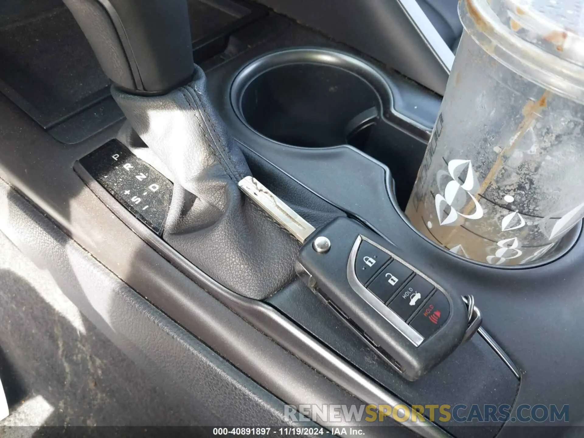 11 Photograph of a damaged car 4T1G11AK6MU518691 TOYOTA CAMRY 2021